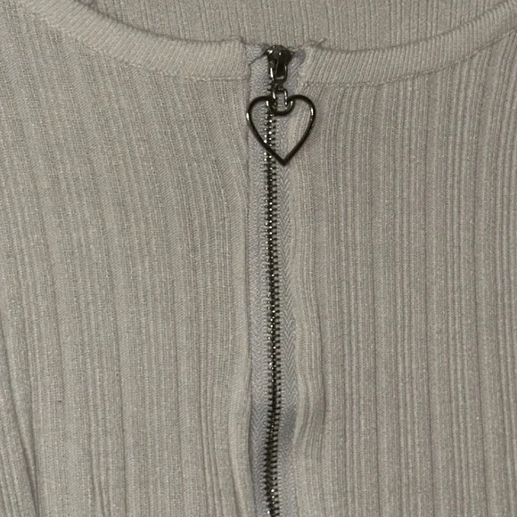 White Ribbed Top with Zip - Picture 2 of 5